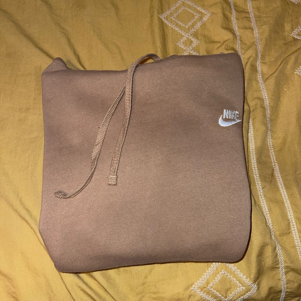 Tan small in men’s hoodie.